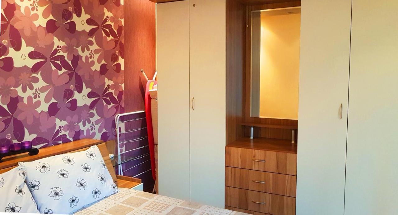 Apartment Nicole พลอฟดิฟ ภายนอก รูปภาพ